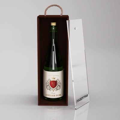 
                                            Коробка-пенал для 1 бутылки, фанера с оргстеклом, морилка
                                            