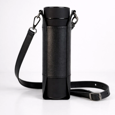 
                                            Термобутылка с чехлом из натуральной кожи
                                            