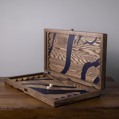 
                                            Backgammon, wood with epoxy resin, blue
                                            