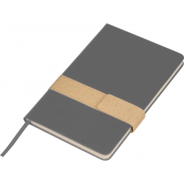 Notebook with magnetic closure