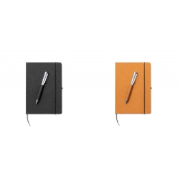 Набор из блокнота и шариковой ручки из переработанной кожи Nauthax