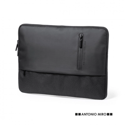 
                                                Laptop Pouch Dilon
                                                