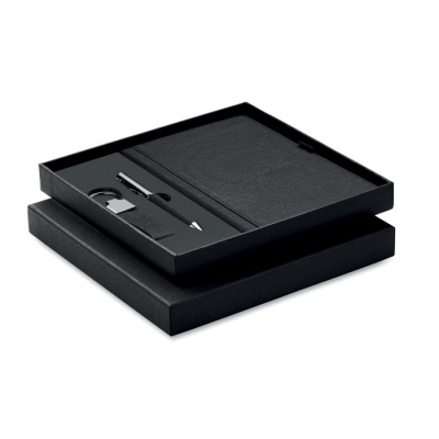 
                                                3 piece gift set in box
                                                
