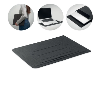 
                                                16 inch felt laptop sleeve
                                                