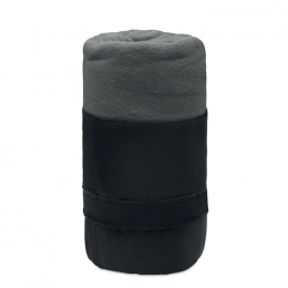 Fleece travel blanket made of RPET