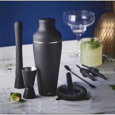 
                                                Cocktail Shaker Set
                                                