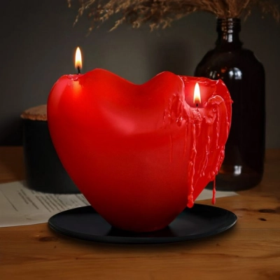
                                                Melting Heart Candle
                                                