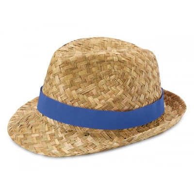 
                                                A hat made of natural straw PRICUS.
                                                