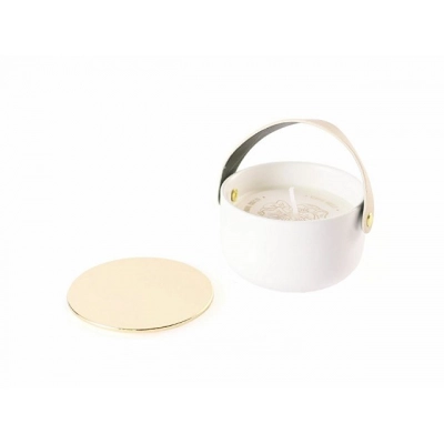 
                                            Valerie Concept candle
                                            