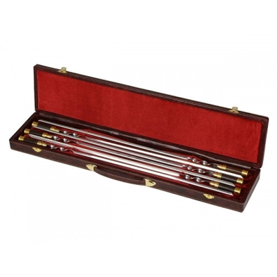 
                                                Set of skewers 