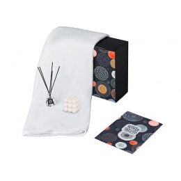 Подарочный набор «Re:y. Cocoon с пледом, свечой и диффузором