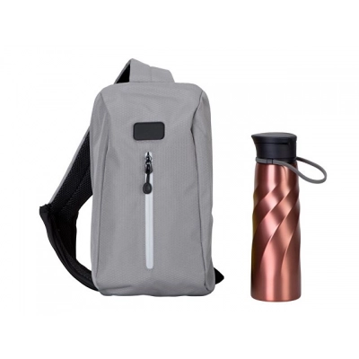 
                                                Set with a sling and bottle 