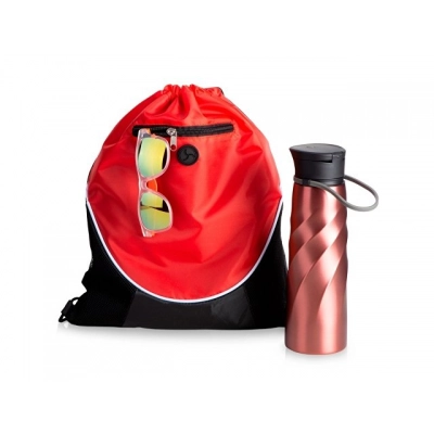 
                                                Set with a bottle and glasses 