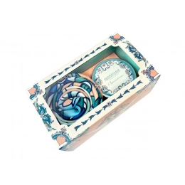 Набор: платок «Царевна Лебедь» и свеча «Вдохновение»