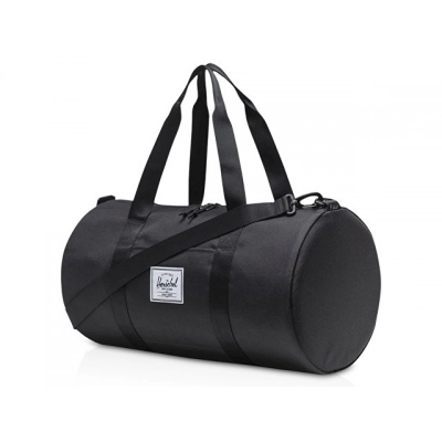 
                                                Herschel Classicâ„¢ sports bag made from recycled material.
                                                