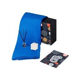 Подарочный набор «Re:y. Cocoon с пледом, свечой и диффузором