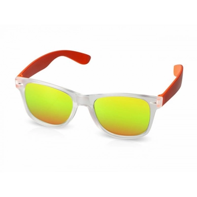 
                                            Sunglasses with mirrored lenses 