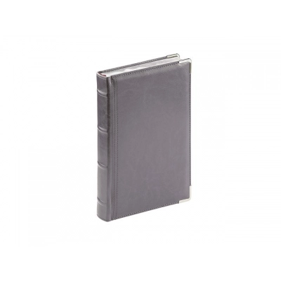 
                                                Half-dated A5 diary 