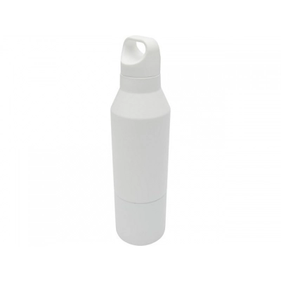
                                                Isolated bottle made of recycled stainless steel 