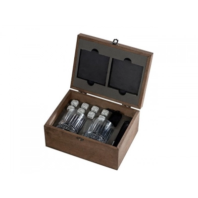 
                                            Whiskey set in a gift box 