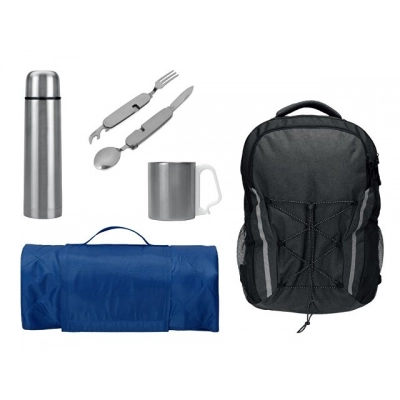 
                                            Tourist set with a thermos, cup, cutlery, and blanket.
                                            