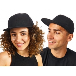 Baseball cap with a flat brim 