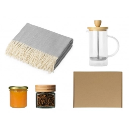 Подарочный набор с пледом, френчпрессом, чаем и вареньем