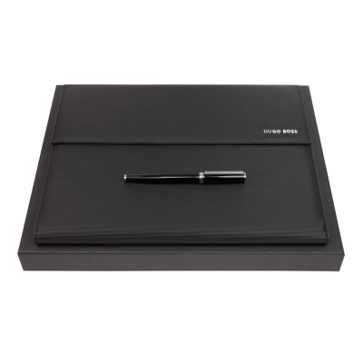 
                                            Подарочный набор HUGO BOSS с перьевой ручкой и папкой A4
                                            