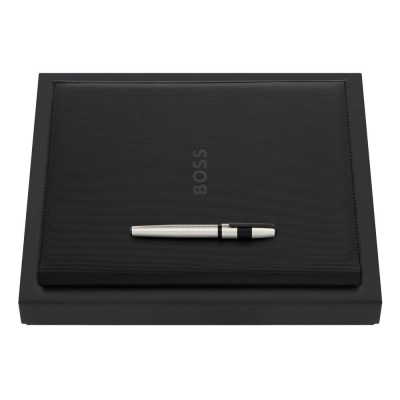 
                                                Набор HUGO BOSS (перьевая ручка и папка формата A4)
                                                