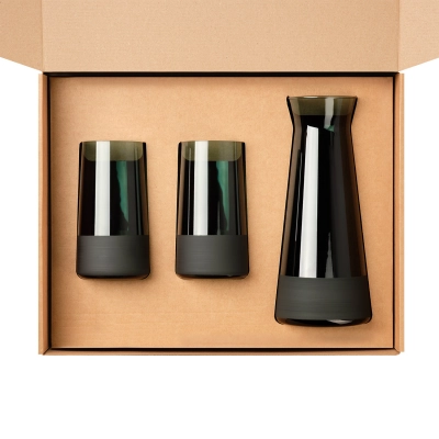 
                                                Gift set decanter + 2 high glasses, Emerald green.
                                                