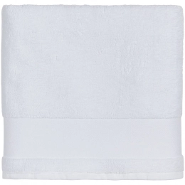 Peninsula Medium towel, white