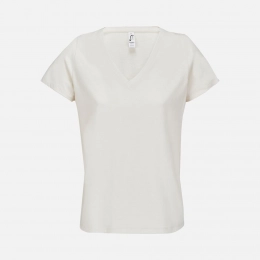 Women's Regent V-neck T-shirt in milky white.
