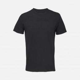 Unisex black Cliff t-shirt.