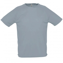 Sporty gray T-shirt.