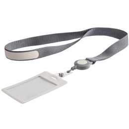 Pass case with ribbon and a Devon retractor, white