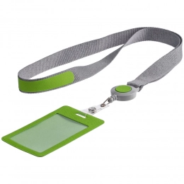 Pass case with ribbon and a Devon retractor, green