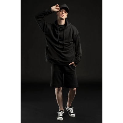 
                                                Unisex H2 hoodie, black.
                                                