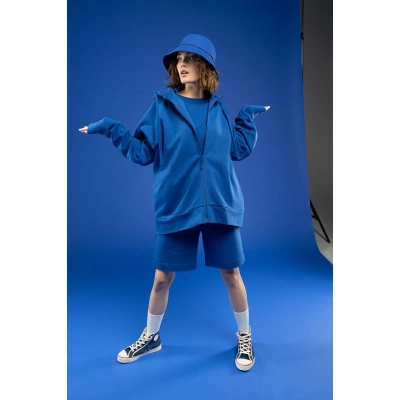 
                                                J3 shorts, blue.
                                                
