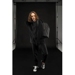 Unisex S2 sweatshirt, black.