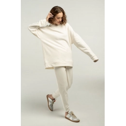 Unisex S2 sweatshirt, milky white.