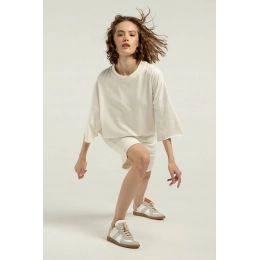 Футболка унисекс T1, молочно-белая