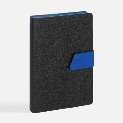 
                                                Boom daily planner, undated, black with bright blue.
                                                