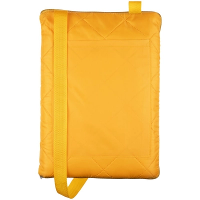 
                                            Soft & Dry 2 yellow picnic blanket.
                                            