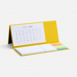 Grade yellow desktop calendar.