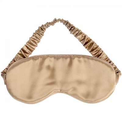
                                            Essential beige sleep mask.
                                            