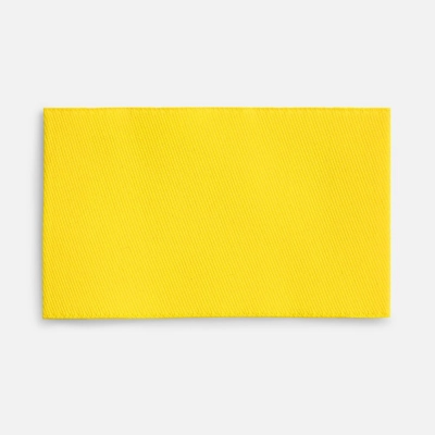 
                                                Fabric label Epsilon, M, yellow
                                                
