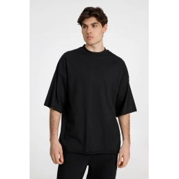 Футболка оверсайз унисекс T9, черная