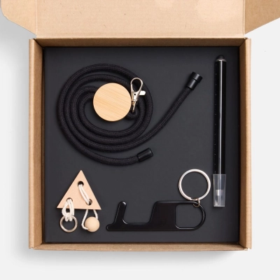 
                                                Grafisma set
                                                