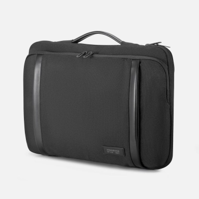 
                                                Crosshub black laptop bag.
                                                