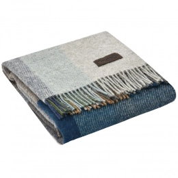 Arequipa blanket, blue with gray.